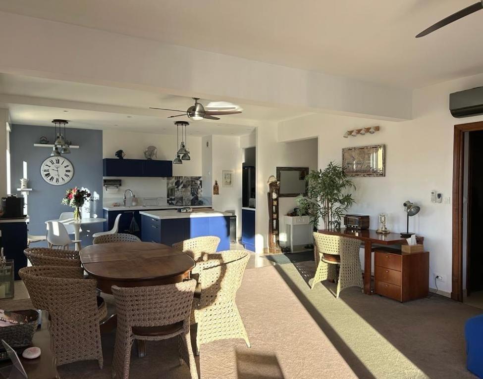 F4 120 M2 10 Minutes A Pieds Du Vieux Nice Luaran gambar